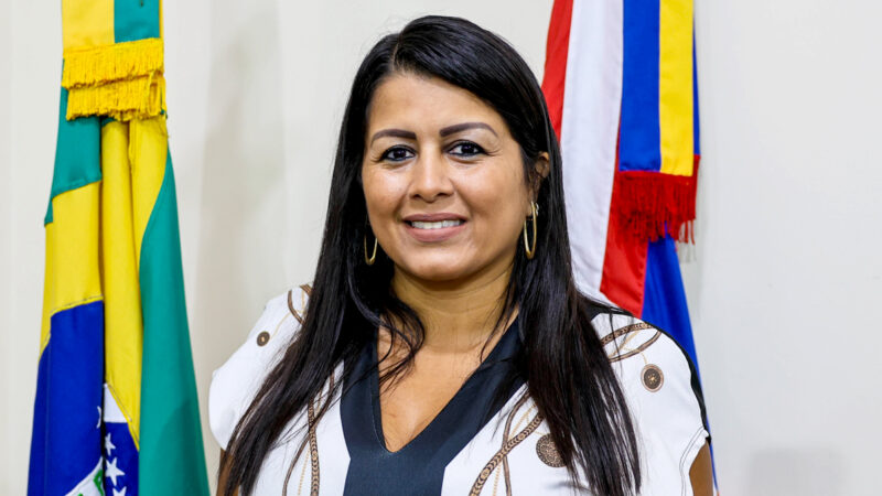 Vereadora Fabiana Bahls, solicita do prefeito Júlio Buguelo PSD, justificativa pelo não pagamento da insalubridade e adicional noturno a motoristas da saúde.