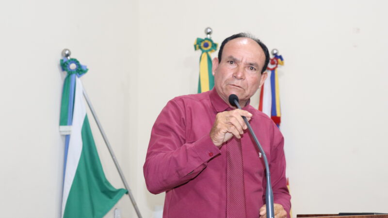 Vereador Carmo Felismino da Silva, do AVANTE, solicita cascalhamento de ruas na Vila Industrial. Confira.