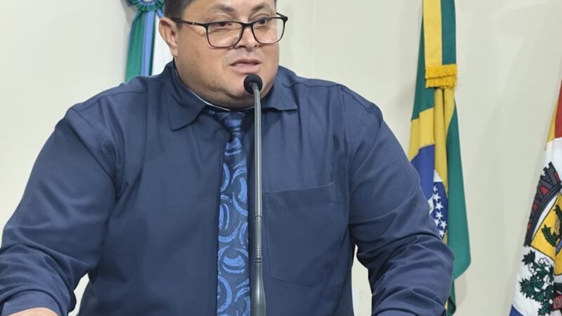 Vereador Carlito Eleutério dos Santos, PT, solicita ao prefeito municipal que busque apoio do deputado Zeca e crie mecanismo visando à criação e instalação de uma unidade do Corpo de Bombeiros Militar no município de Glória de Dourados.