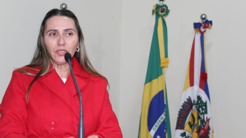 Vereadora Eliane Monteiro de Brito, MDB, solicita a criação de programa de Prevenção às Drogas nas escolas do município.