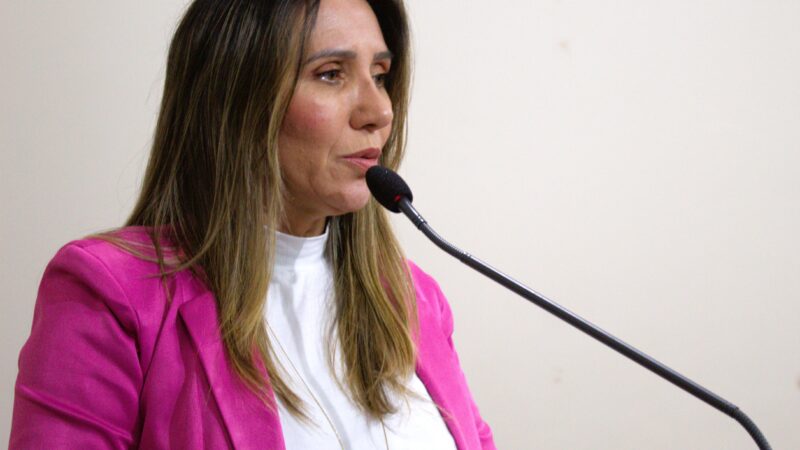 Vereadora Eliane Monteiro de Brito, MDB, solicita a realização de um programa oftalmológico nas escolas da rede municipal de ensino.