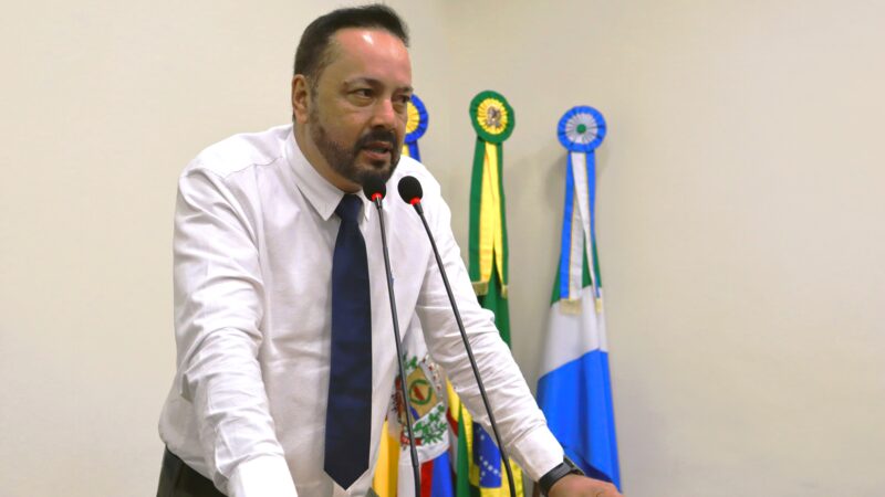 Vereador Mauro Cezar solicita construção de quadra de malha em distrito de Glória de Dourados.