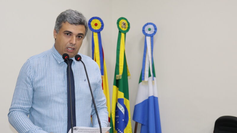 Vereador solicita melhorias em estrada atrás do aeroporto em Glória de Dourados.