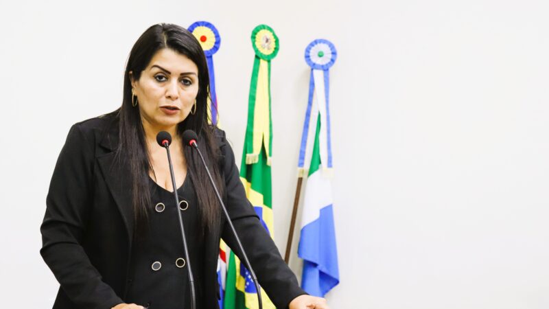 Vereadora Fabiana Machado solicita instalação do Corpo de Bombeiros em Glória de Dourados.