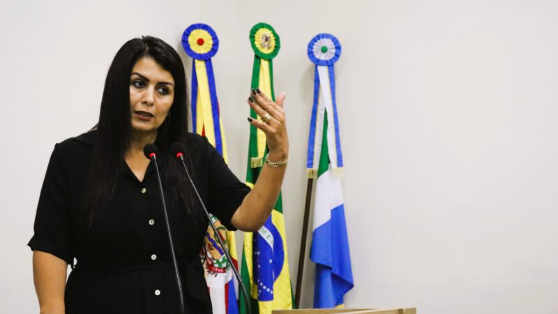 Segurança Viária: Vereadora Fabiana Machado solicita elevação de quebra-molas no trecho “Duas Saídas”