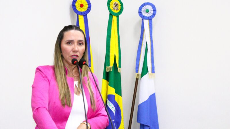 Vereadora Eliane Monteiro cobra explicações sobre emenda de R$ 300 mil para a Banda Marcial José de Azevedo.
